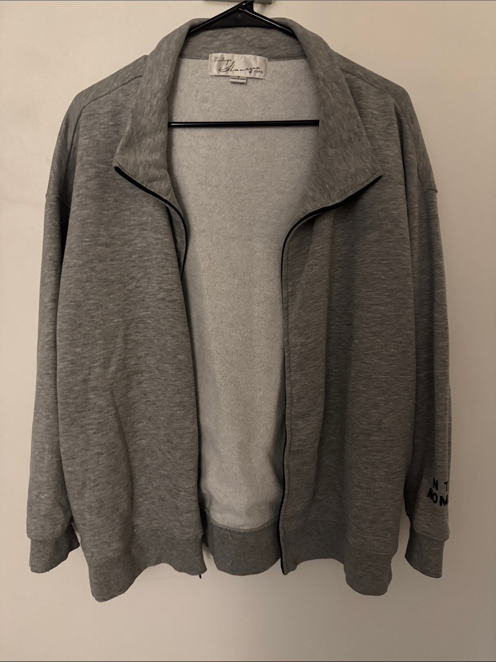 Woman’s Vintage Havana Oversized Gray Full-Zip Sweatshirt Jacket.
